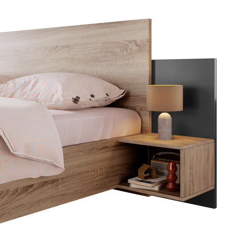 Doppelbett, hölzernes Bett
