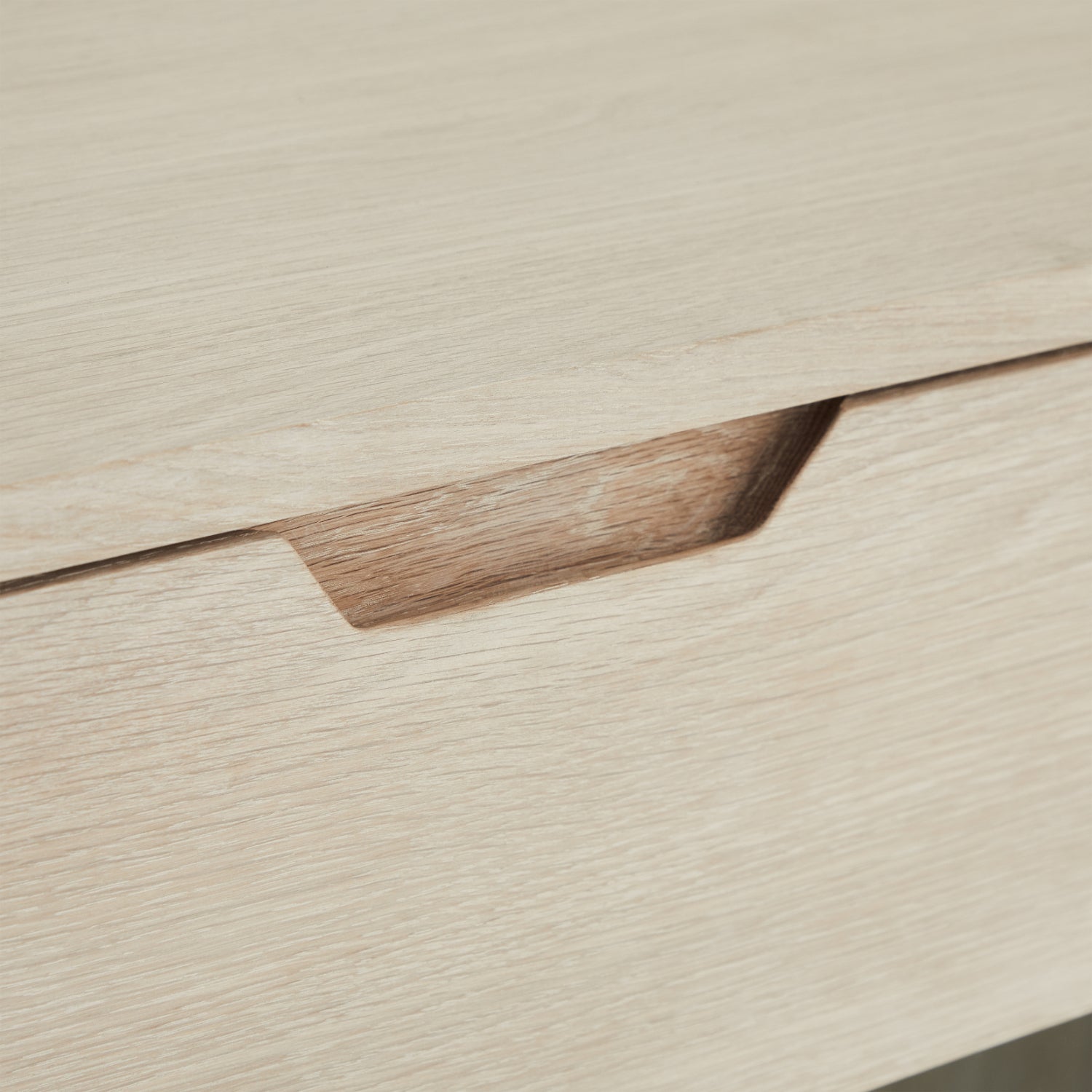 Nyborg Highboard mit LED-Beleuchtung - 123 cm breit - Eiche Weiß geöltes