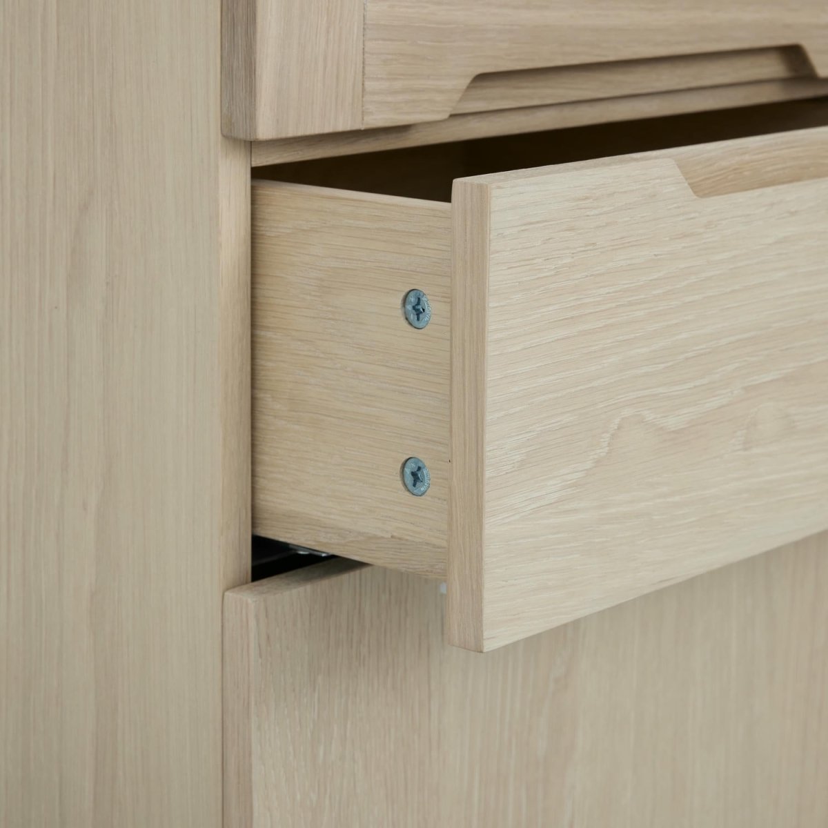 Highboard mit LED-Beleuchtung - 124 cm breit - Eiche bianco