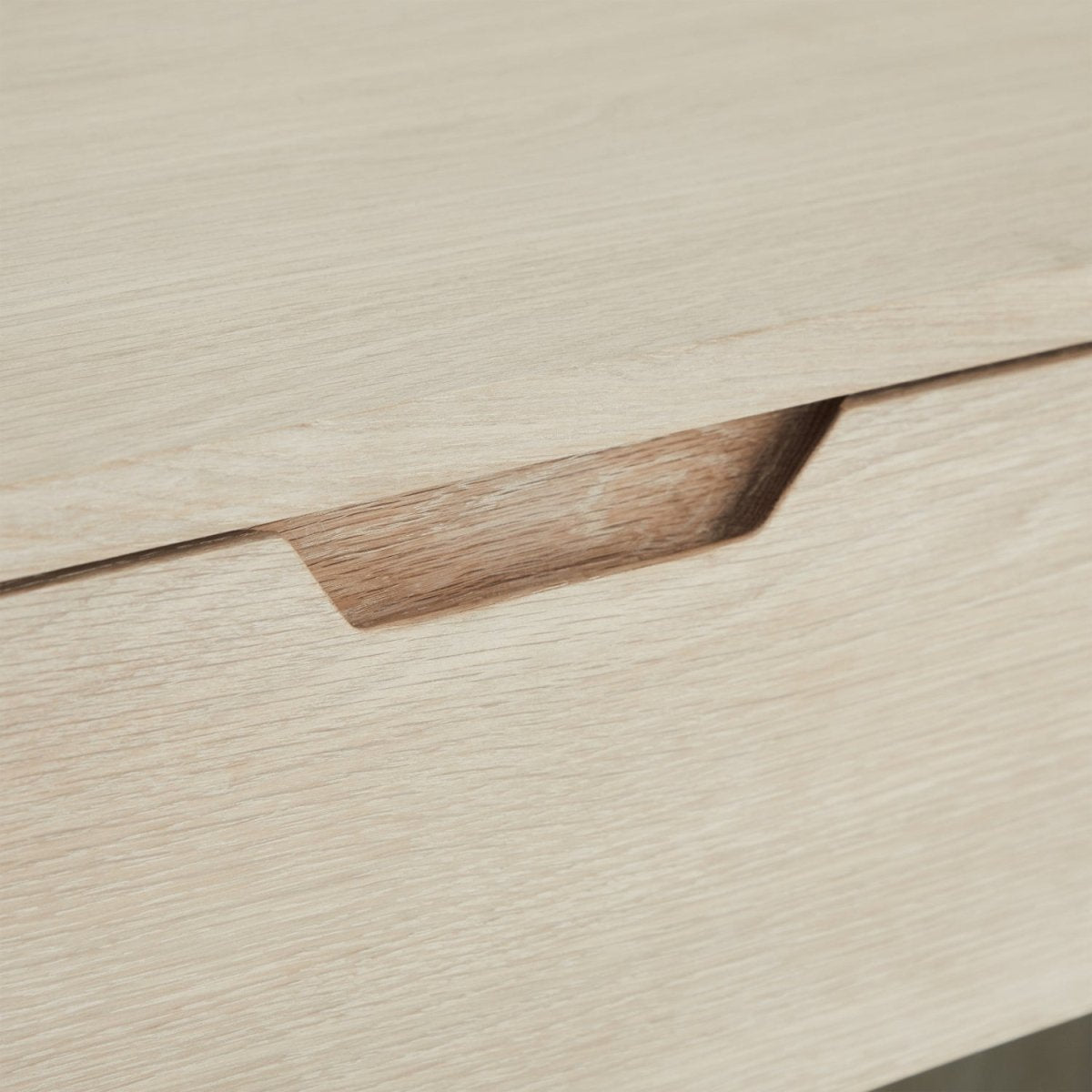 Highboard mit LED-Beleuchtung - 123 cm breit - Eiche bianco